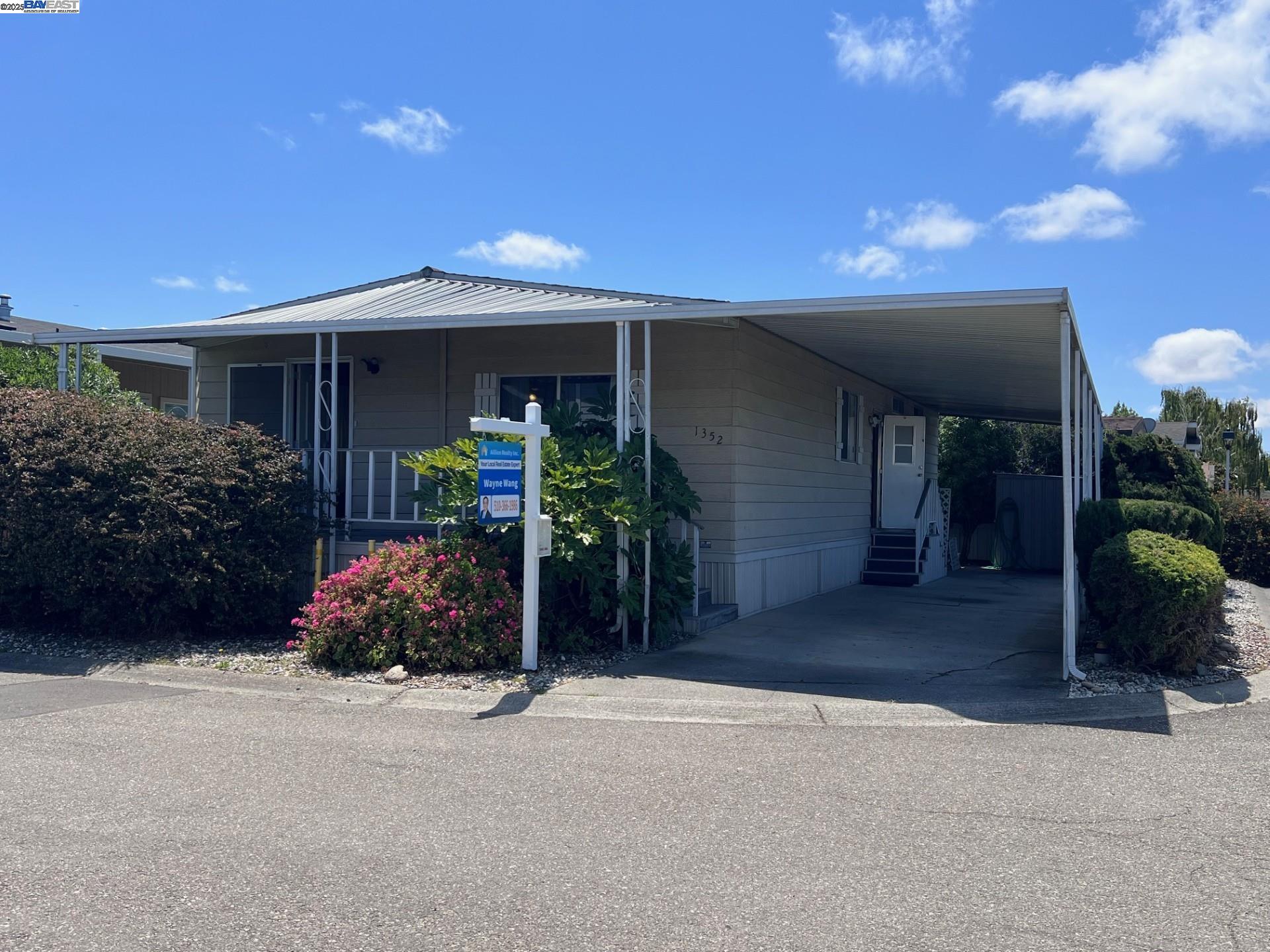 1352 Chelsea Way Hayward, CA 94544 - Photo 2 of 38