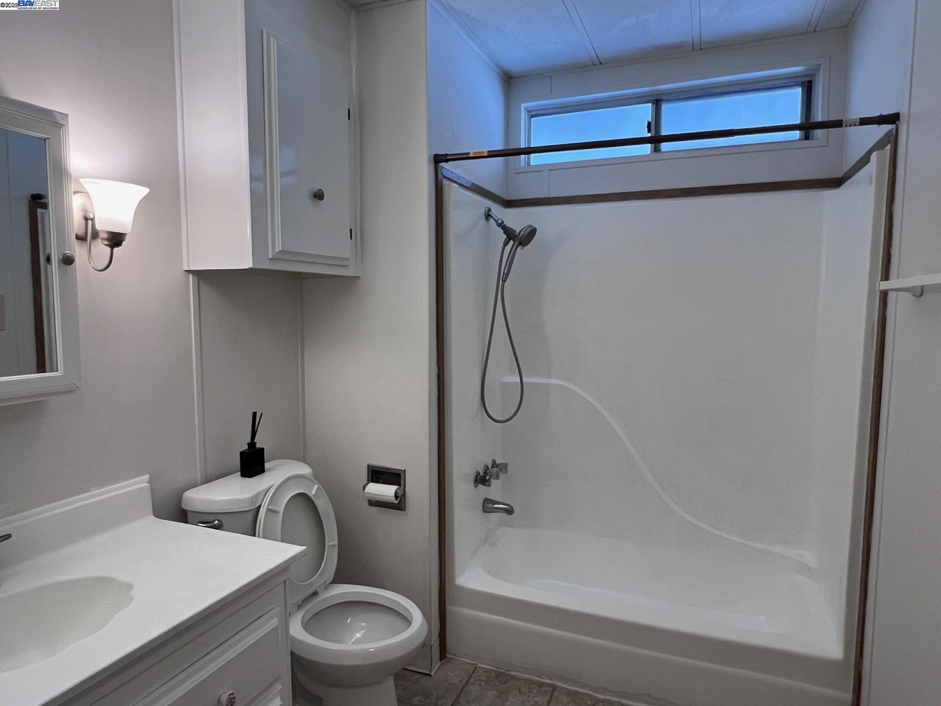 1352 Chelsea Way Hayward, CA 94544 - Photo 25 of 38