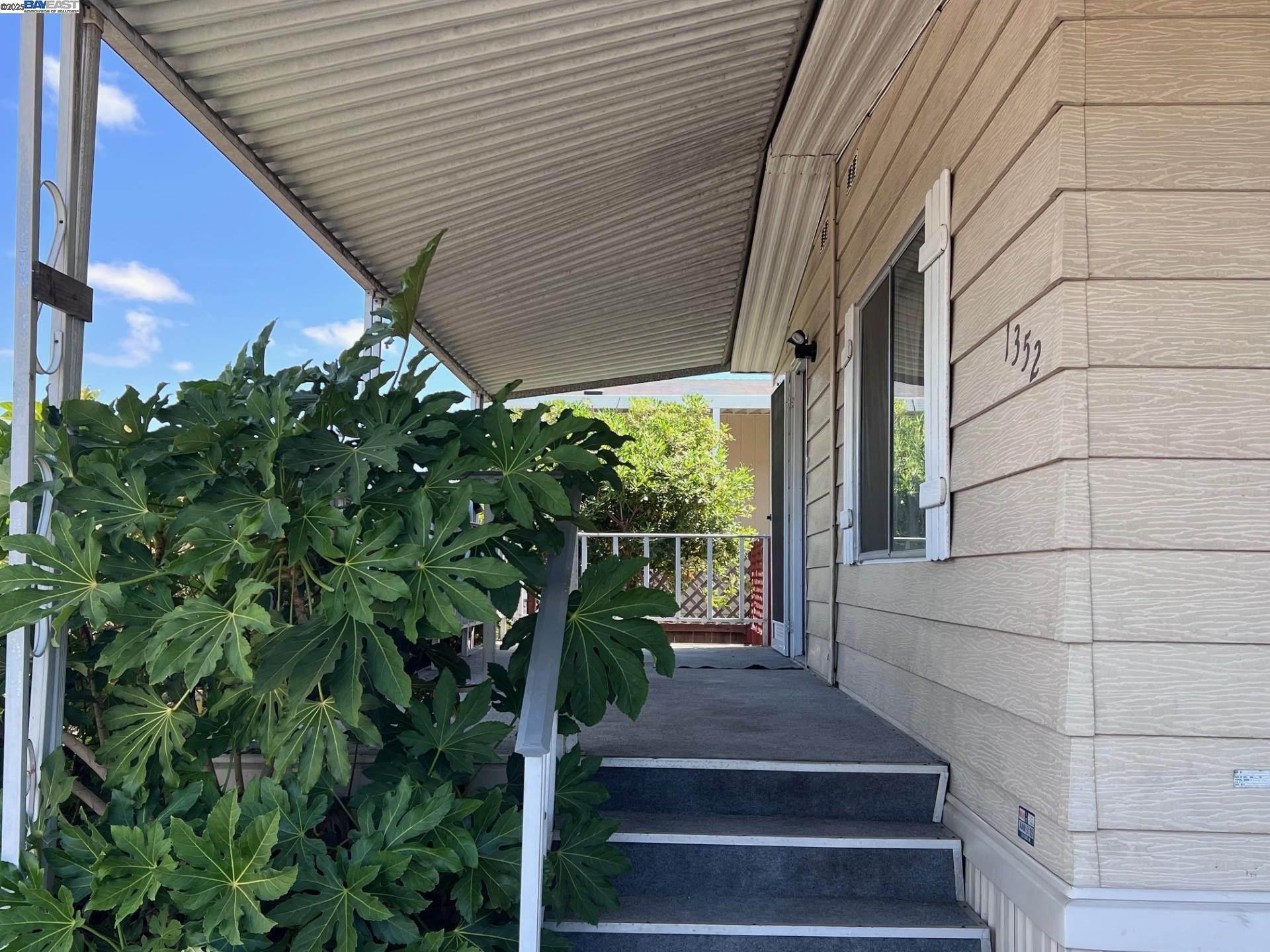 1352 Chelsea Way Hayward, CA 94544 - Photo 31 of 38