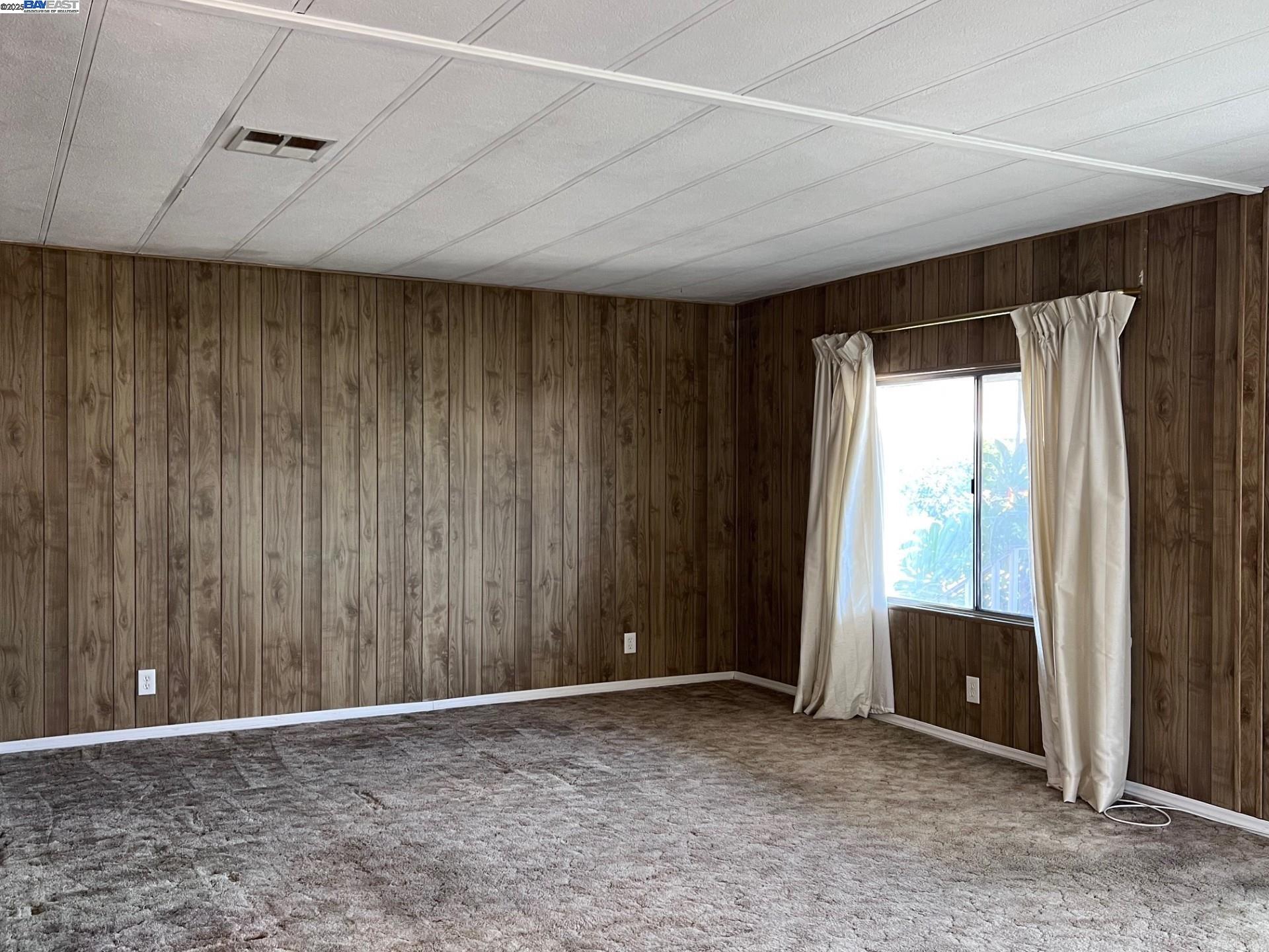 1352 Chelsea Way Hayward, CA 94544 - Photo 7 of 38