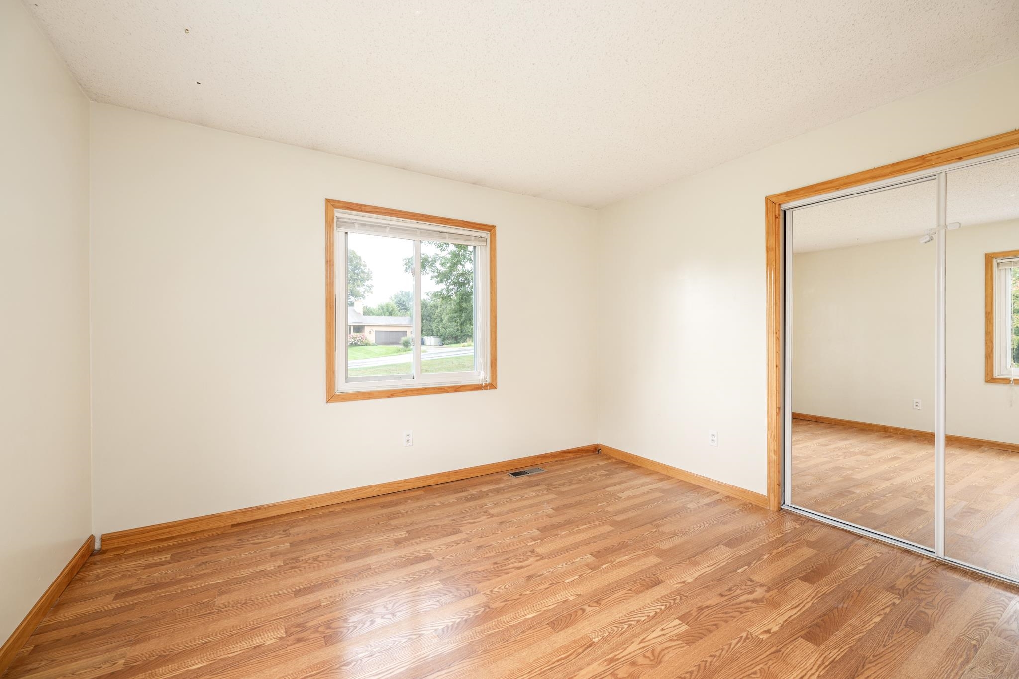 2721 Blue Ridge Lane Traverse City, MI 49685 - Photo 37 of 47 1915695-36.JPG