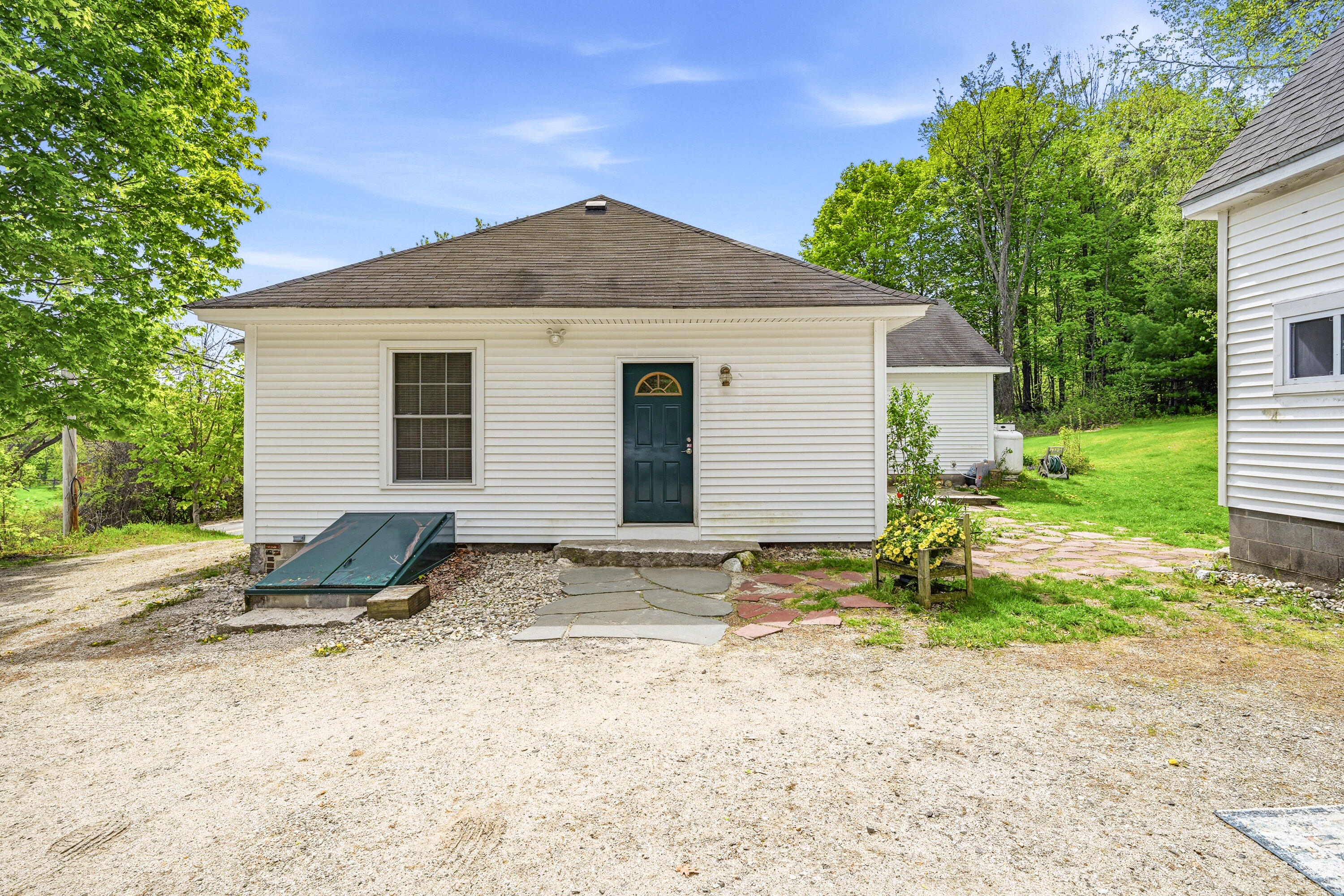 125 Megquier Hill Road Poland, ME 04274 - Photo 6 of 41