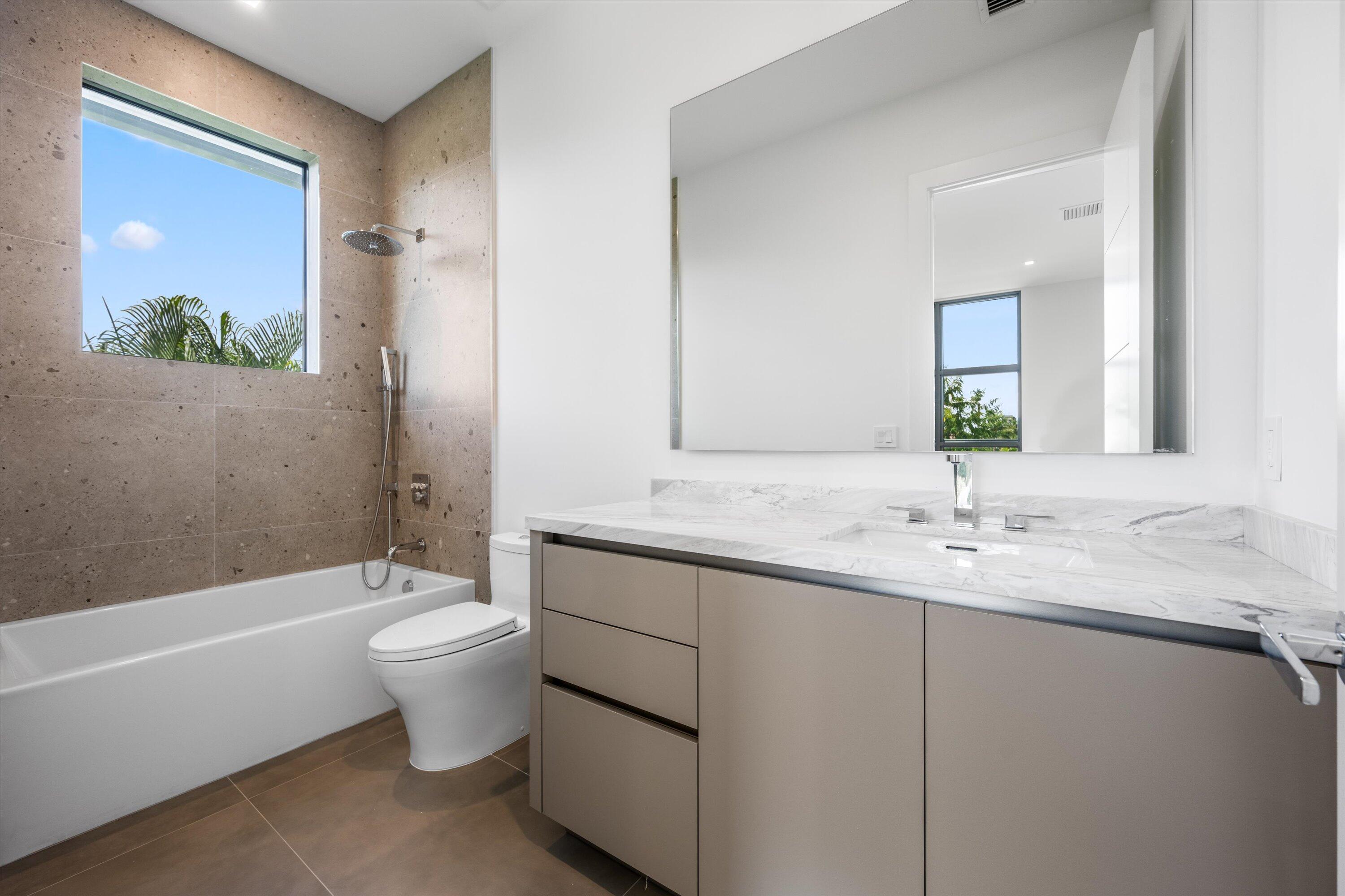 335 Northeast 5th Street Boca Raton, FL 33432 - Photo 31 of 47 40-DSC_9184