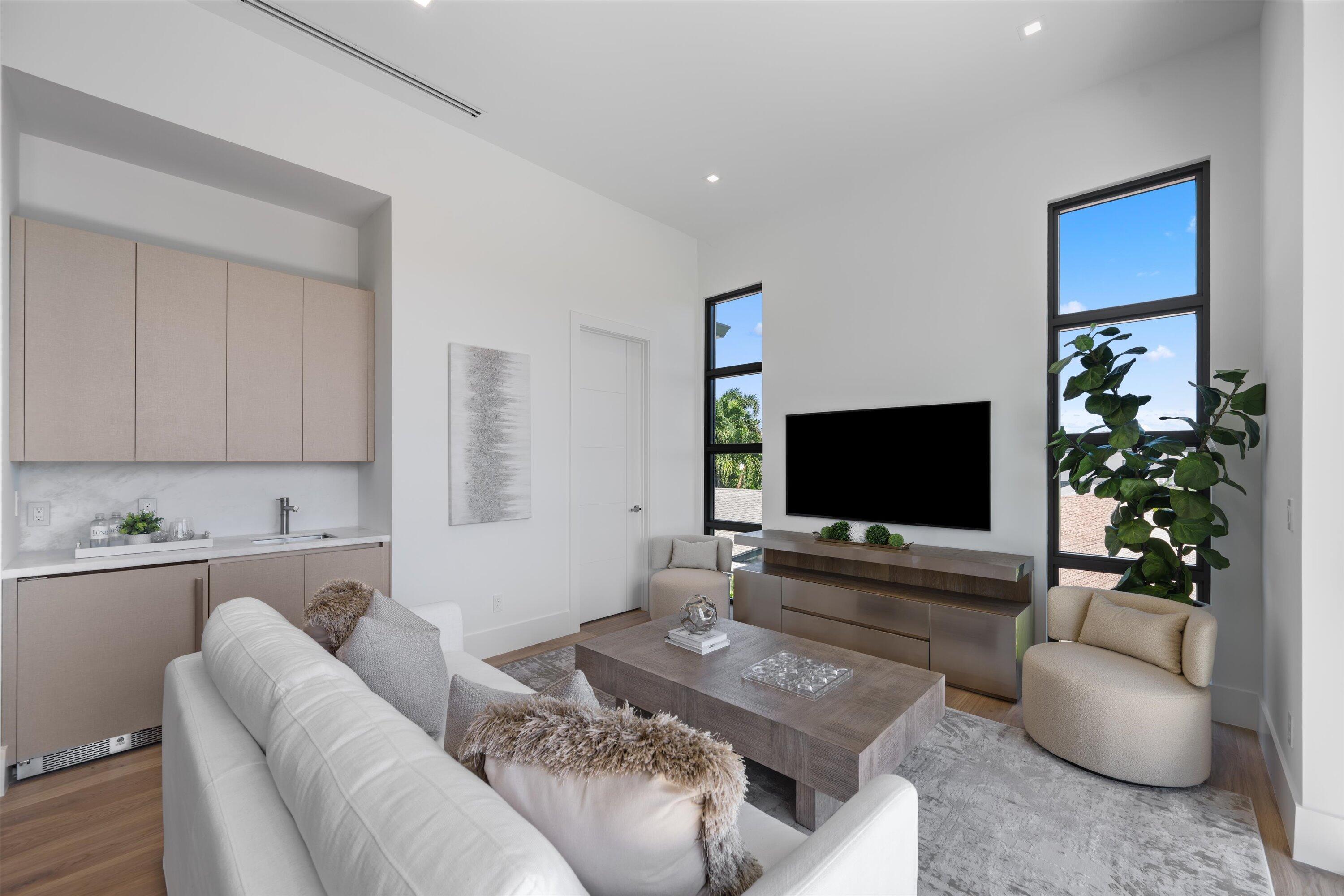 335 Northeast 5th Street Boca Raton, FL 33432 - Photo 40 of 47 Loft