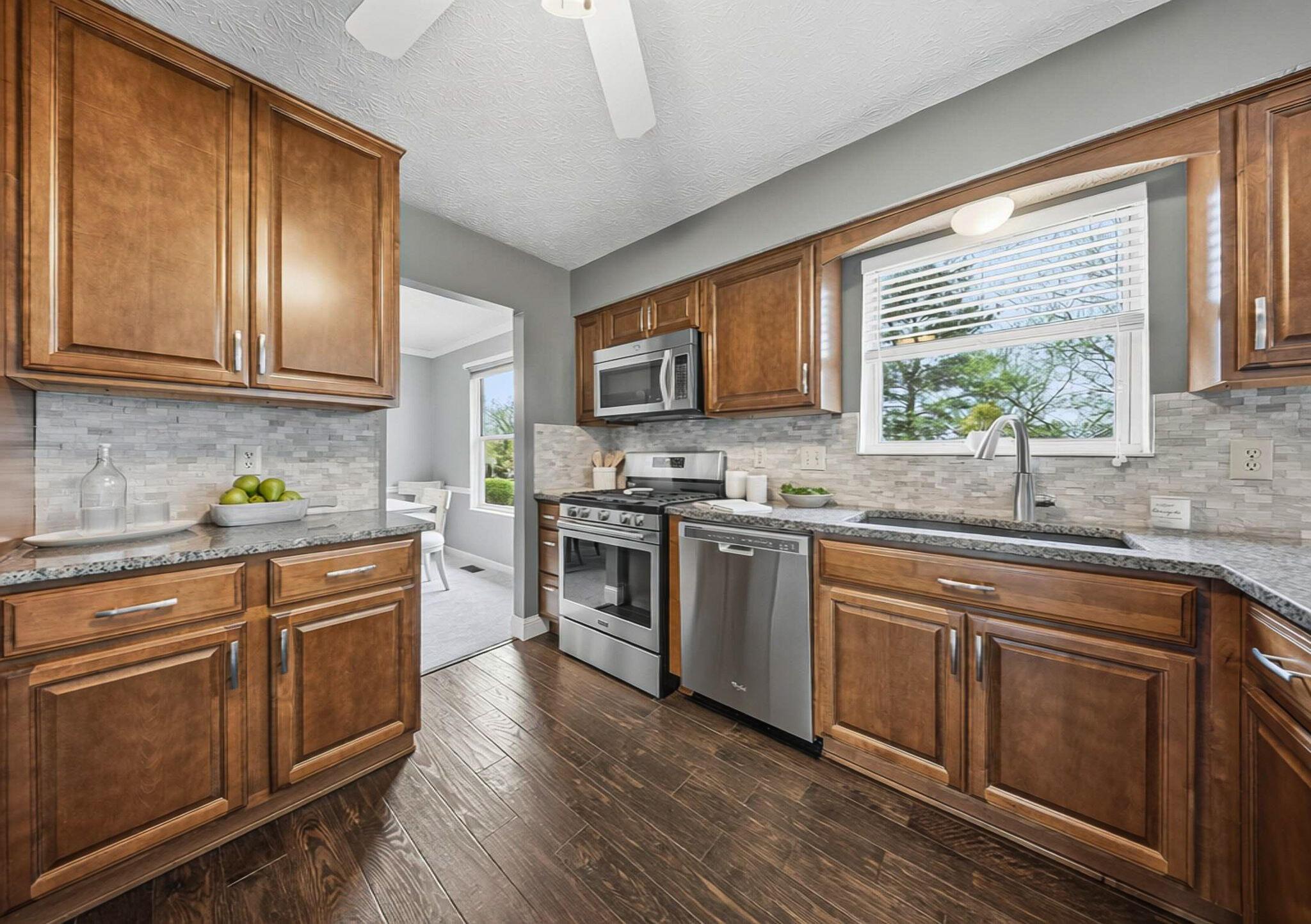 1317 Greencroft Road Gahanna, OH 43230 - Photo 7 of 43 Kitchen