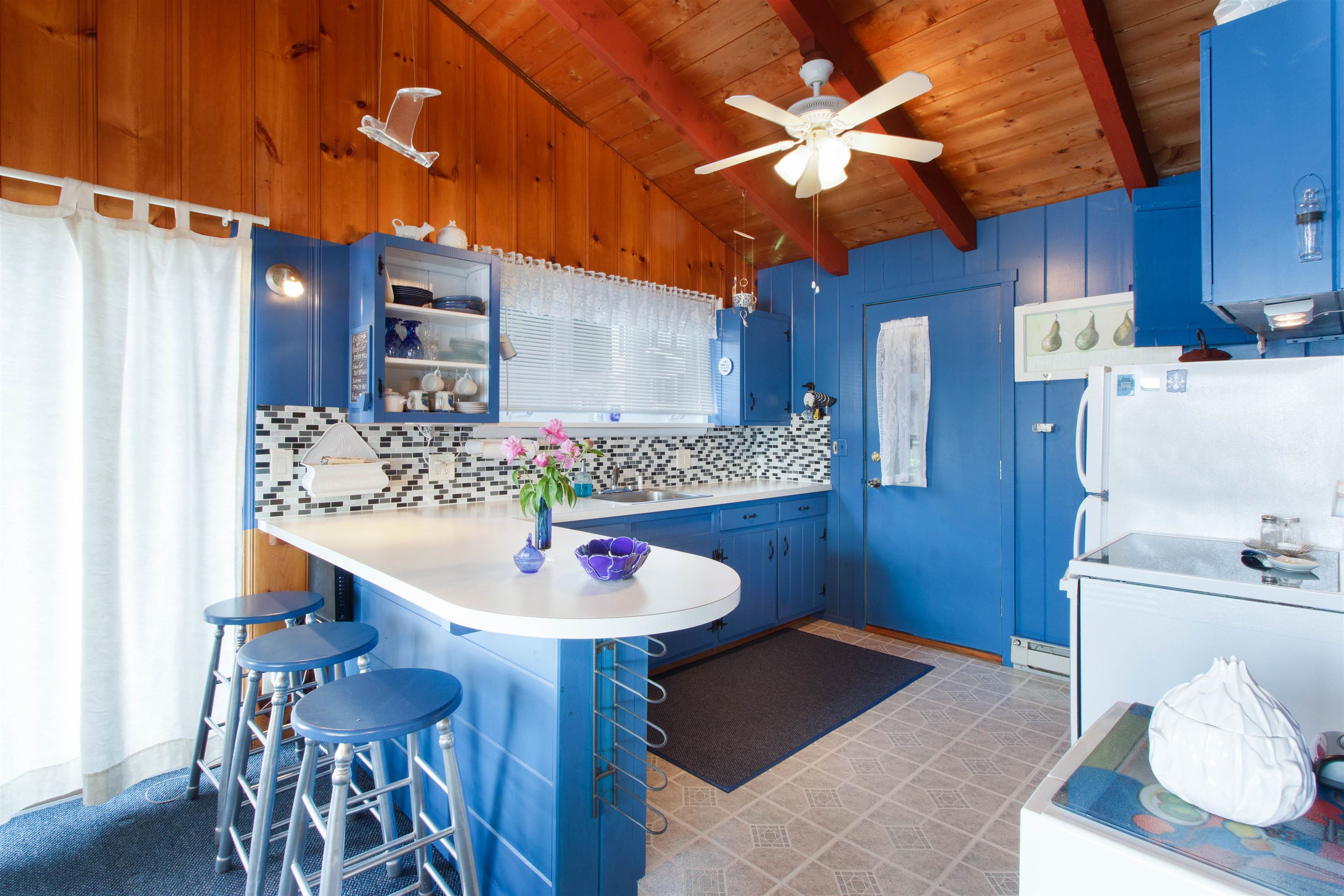 5854 Highway 2 North Hero, VT 05474 - Photo 17 of 40