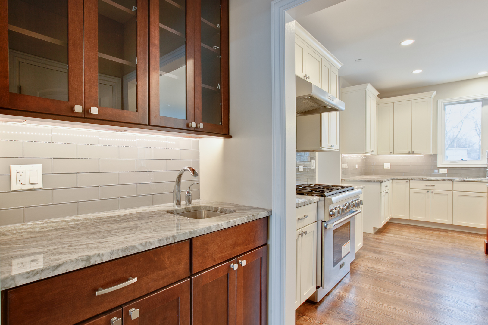 1834 Walnut Circle Northbrook, IL 60062 - Photo 8 of 18