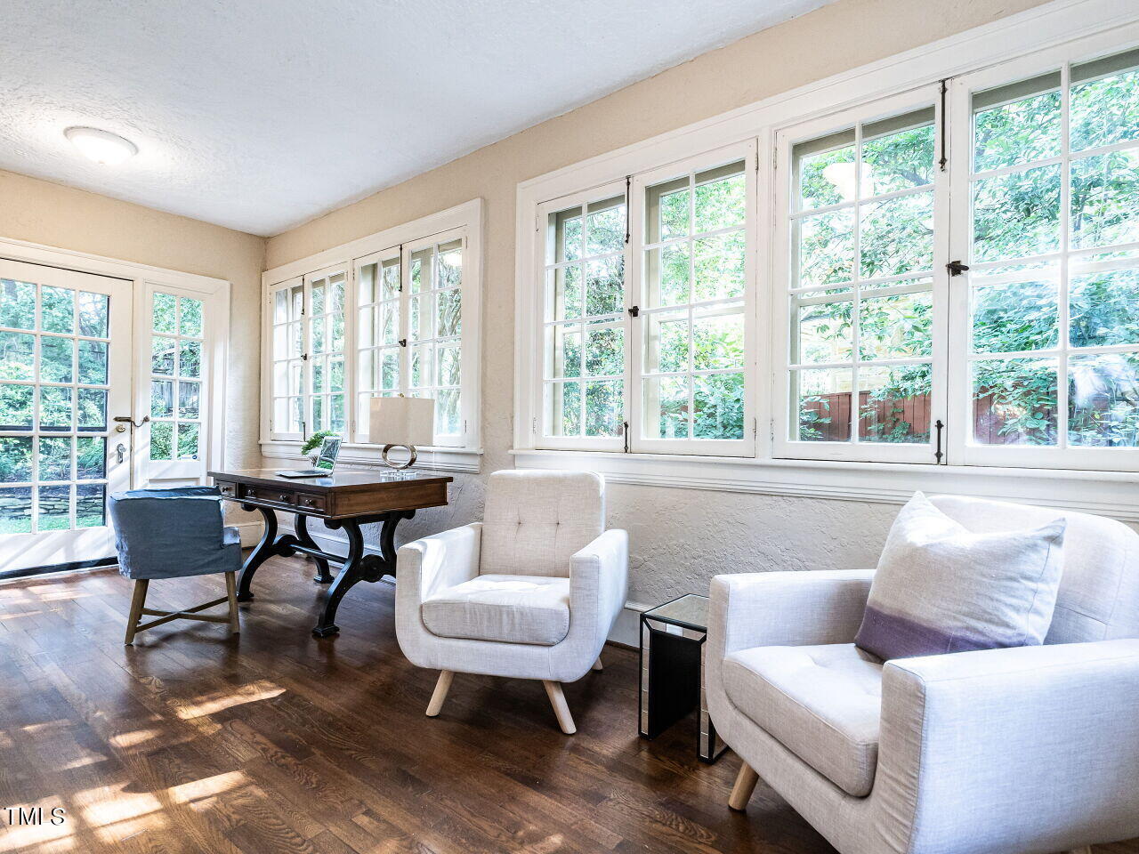 2501 Kenmore Drive Raleigh, NC 27608 - Photo 11 of 58