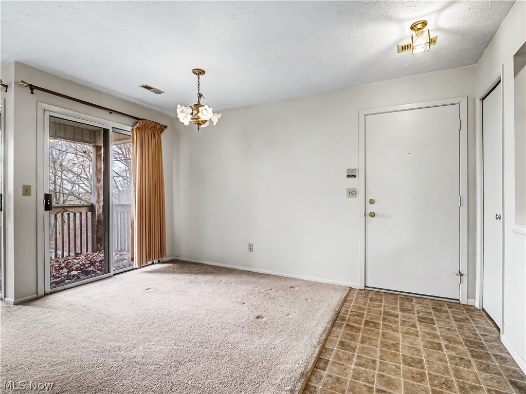 1207 West River Road North, Unit D3 Elyria, OH 44035 - Photo 6 of 32