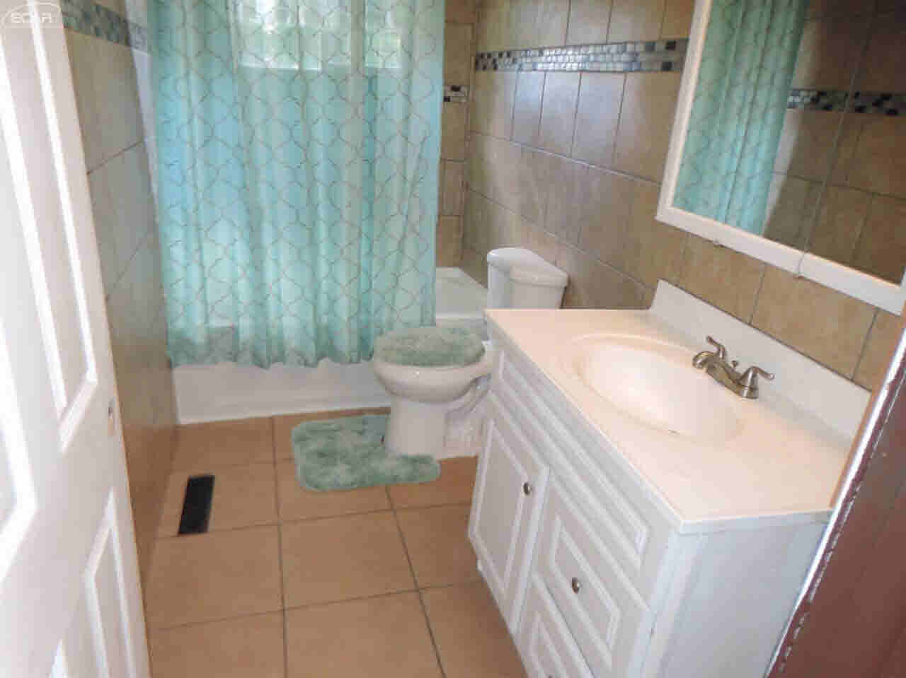 6499 Silver Lake Road Linden, MI 48451 - Photo 15 of 22 21222813-14.JPG