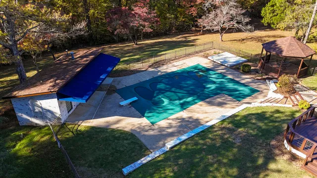 $785,000 | 43 Ridgeway Drive, Ringgold, GA 30736