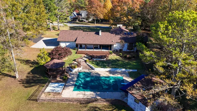 $785,000 | 43 Ridgeway Drive, Ringgold, GA 30736