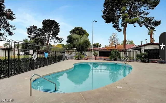 $429,999 | 2457 Swan Lane, Las Vegas, NV 89121