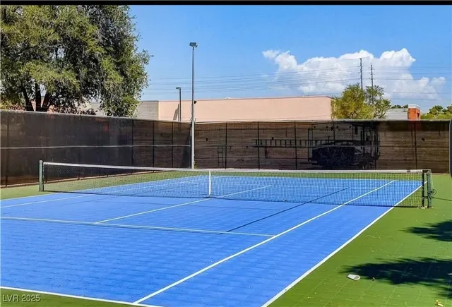 $429,999 | 2457 Swan Lane, Las Vegas, NV 89121