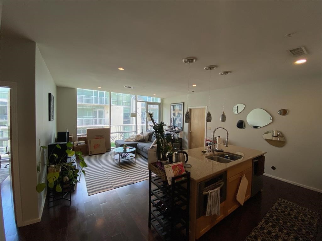 1600 Barton Springs Road, Unit 1503 Austin, TX 78704 - Photo 3 of 9 Gallery Image 3