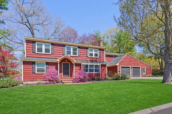 $1,110,000 | 27 Lincoln Street, Andover, MA 01810
