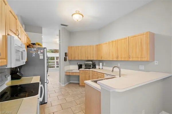 $3,100 | 3381 Mystic River Drive, Naples, FL 34120
