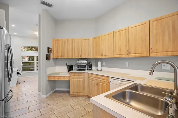 $3,100 | 3381 Mystic River Drive, Naples, FL 34120