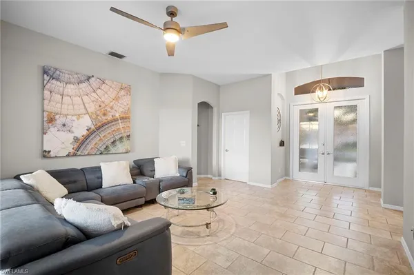 $3,100 | 3381 Mystic River Drive, Naples, FL 34120