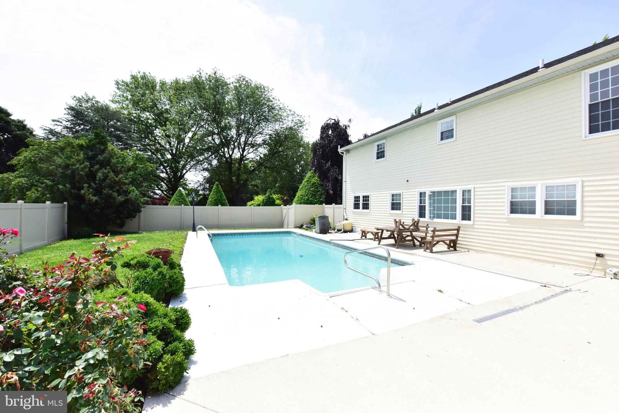 747 Lampeter Road Lancaster, PA 17602 - Photo 31 of 32 Gallery Image 31