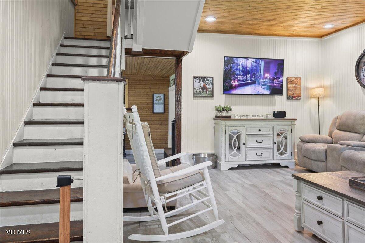 2829-2839 Rock Springs Road Kingsport, TN 37664 - Photo 10 of 53 10-Living Room