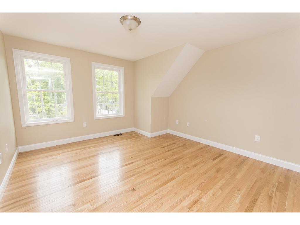 5 George Road Kingston, NH 03848 - Photo 8 of 11 Gallery Image 8