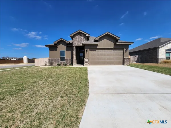 $424,000 | 724 Eagle Crst Cove, Salado, TX 76571