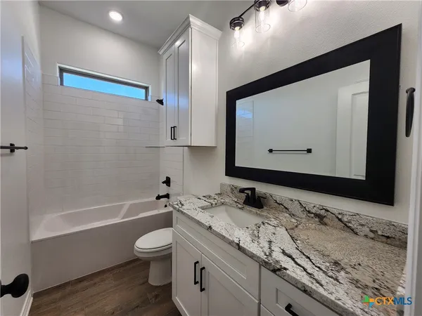 $424,000 | 724 Eagle Crst Cove, Salado, TX 76571