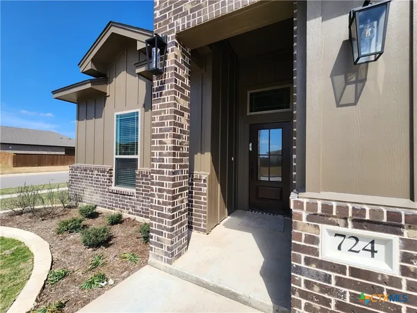 $424,000 | 724 Eagle Crst Cove, Salado, TX 76571