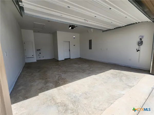 $424,000 | 724 Eagle Crst Cove, Salado, TX 76571