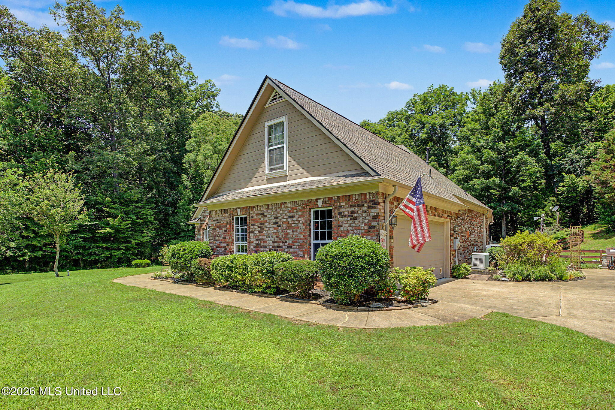 186 Timber Ridge Drive Byhalia, MS 38611 - Photo 5 of 34 5-web-or-mls-186 Timber Ridge Dr-4