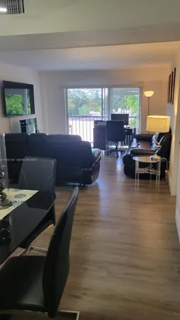 $2,200 | 4158 Inverrary Drive, Unit 409, Lauderhill, FL 33319