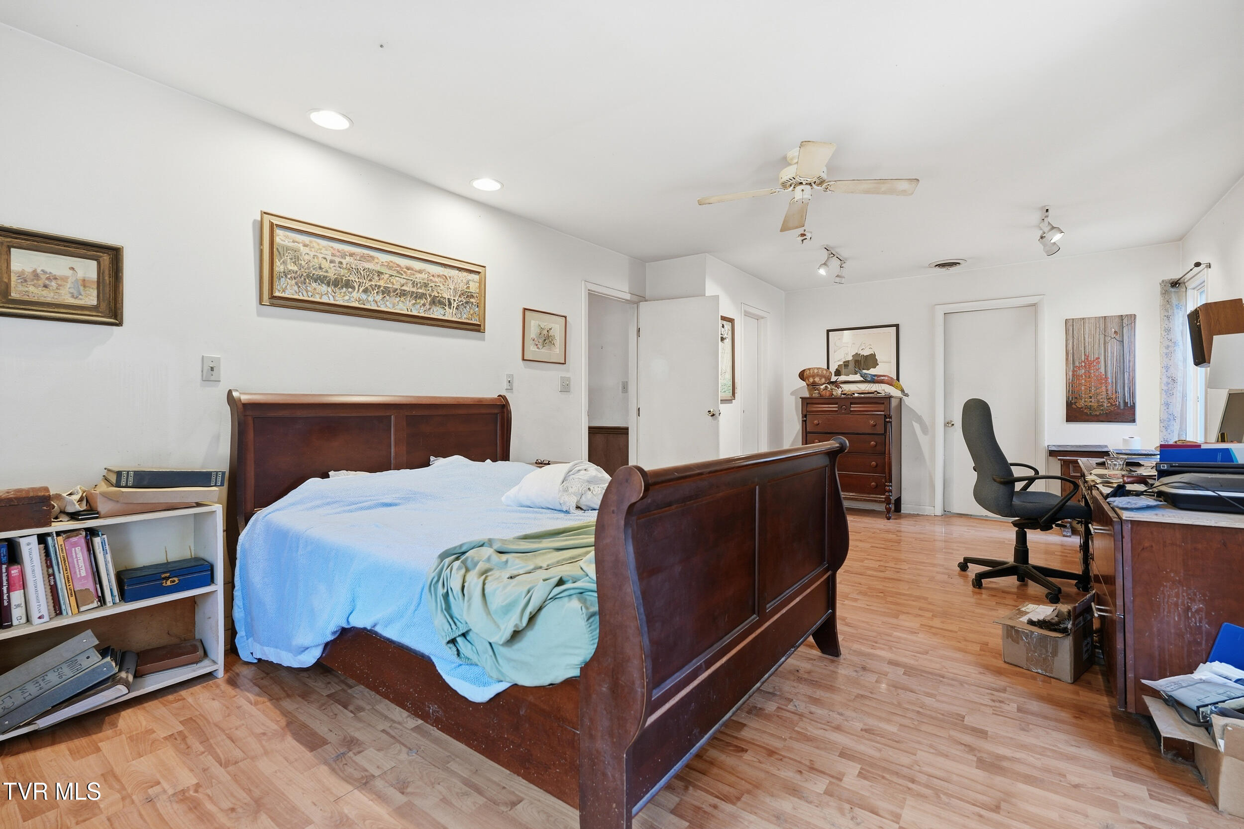 11132 Toole Creek Road Abingdon, VA 24210 - Photo 20 of 40 IMG_1108