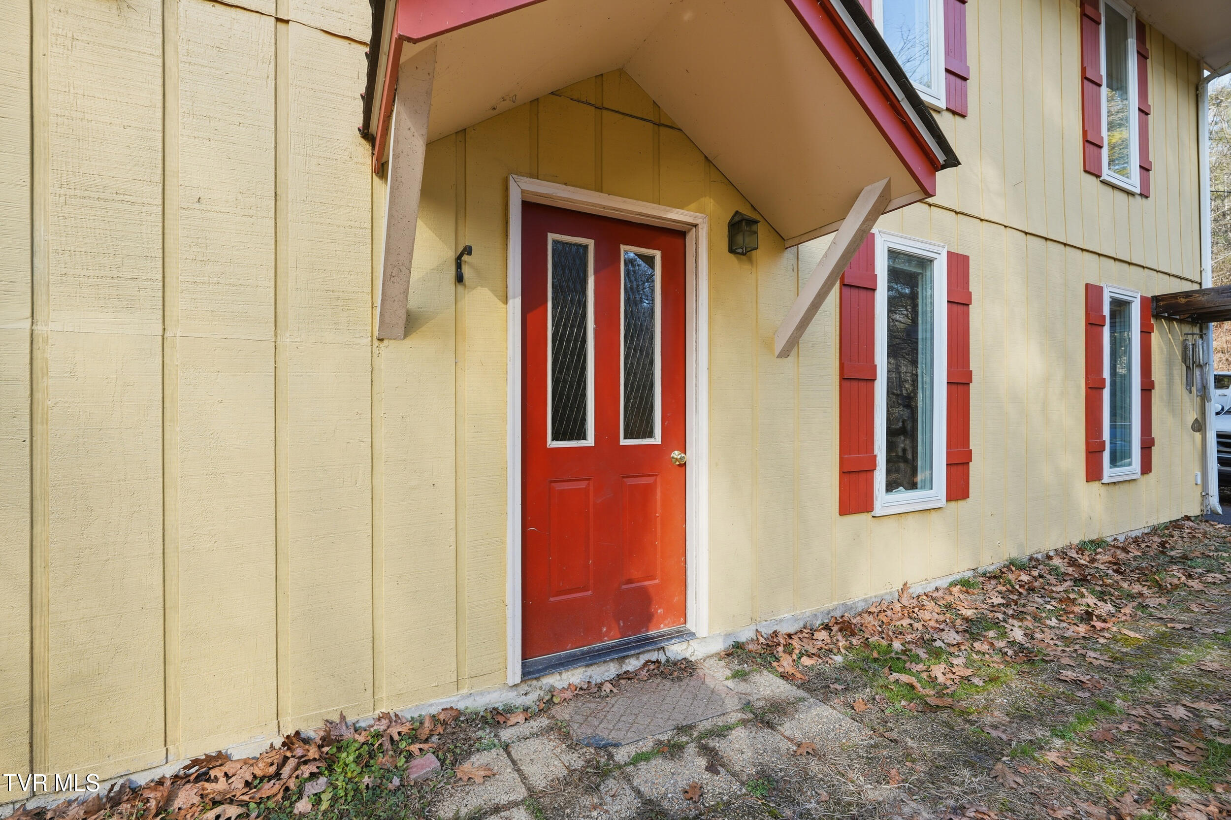 11132 Toole Creek Road Abingdon, VA 24210 - Photo 4 of 40 IMG_1092