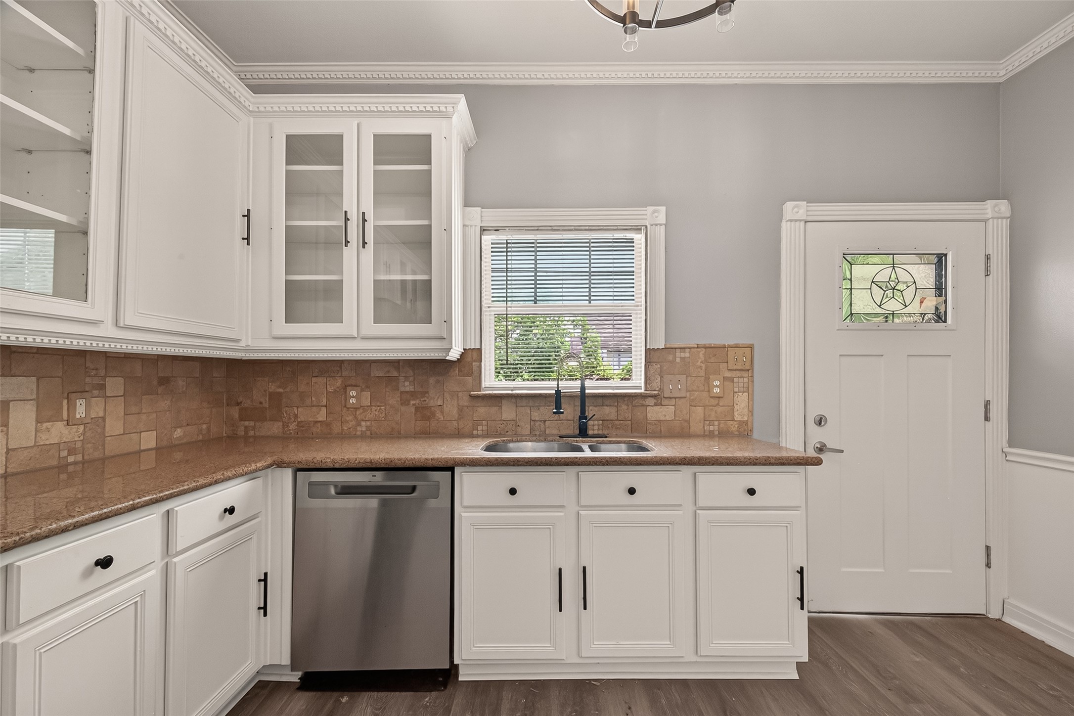 2120 Fulton Street Houston, TX 77009 - Photo 15 of 43
