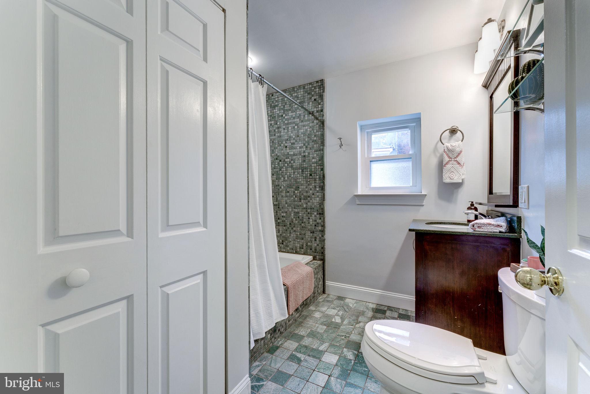 1320 R Street Northwest, Unit 8 Washington, DC 20009 - Photo 16 of 24 Bathroom