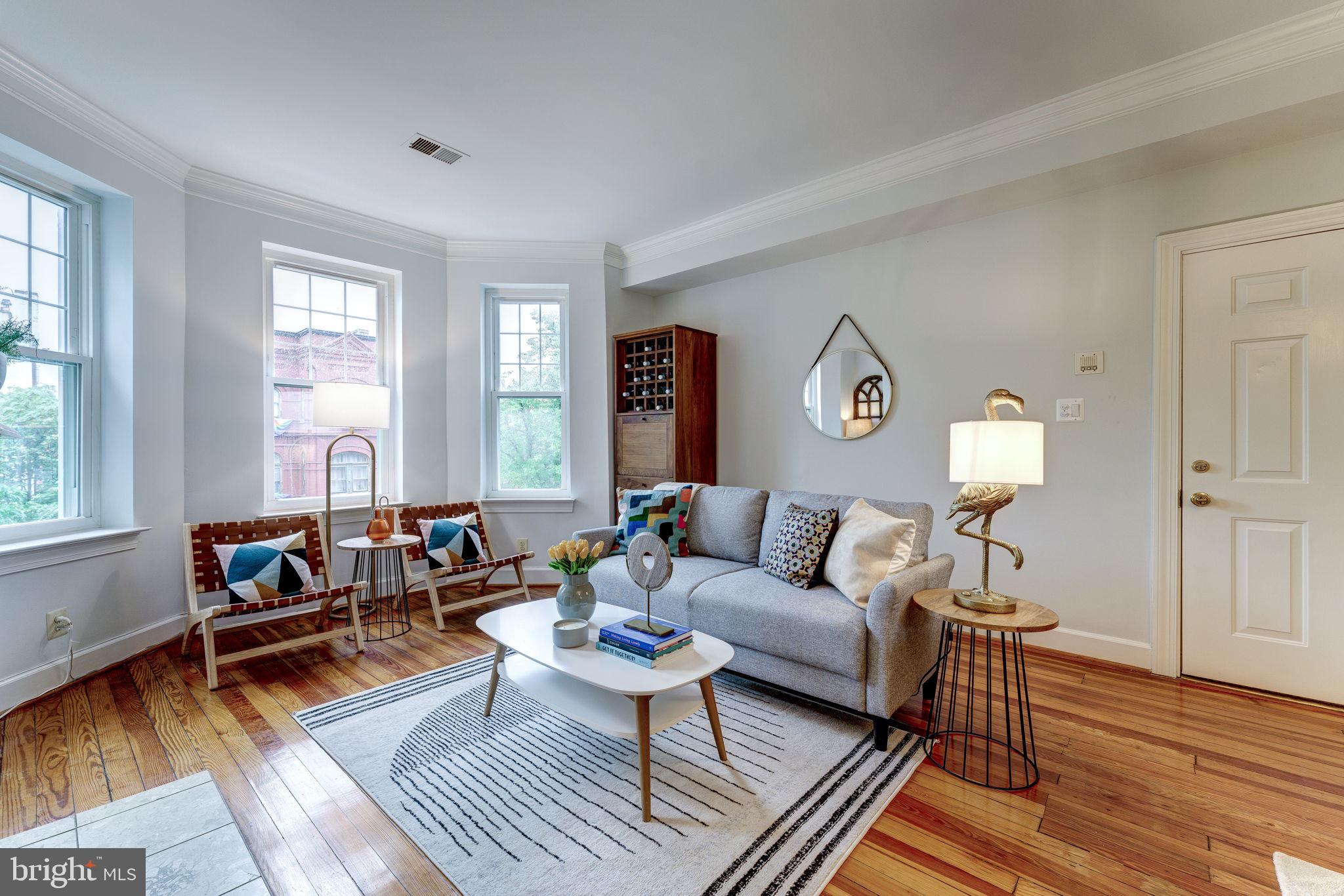 1320 R Street Northwest, Unit 8 Washington, DC 20009 - Photo 5 of 24 Living Room