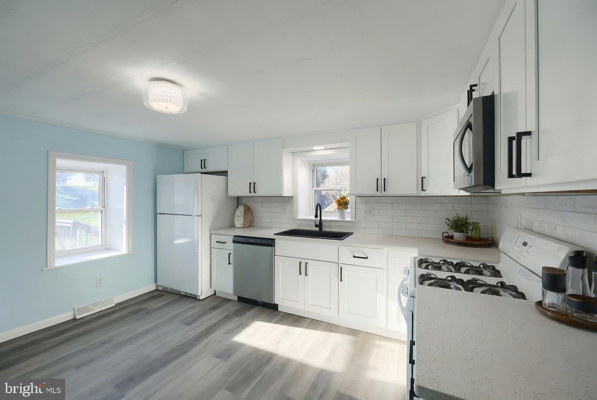 9446 East Springfield Road Seven Valleys, PA 17360 - Photo 15 of 53