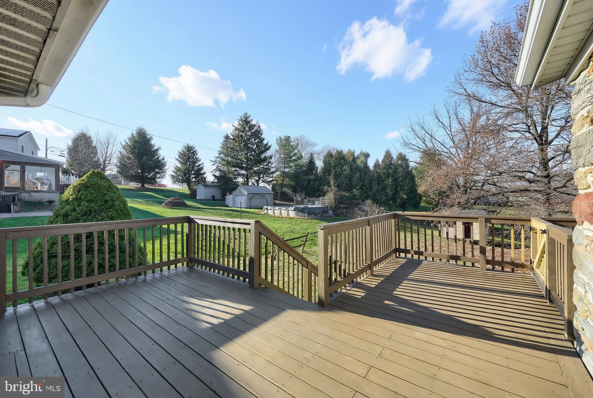 9446 East Springfield Road Seven Valleys, PA 17360 - Photo 22 of 53 Rear deck