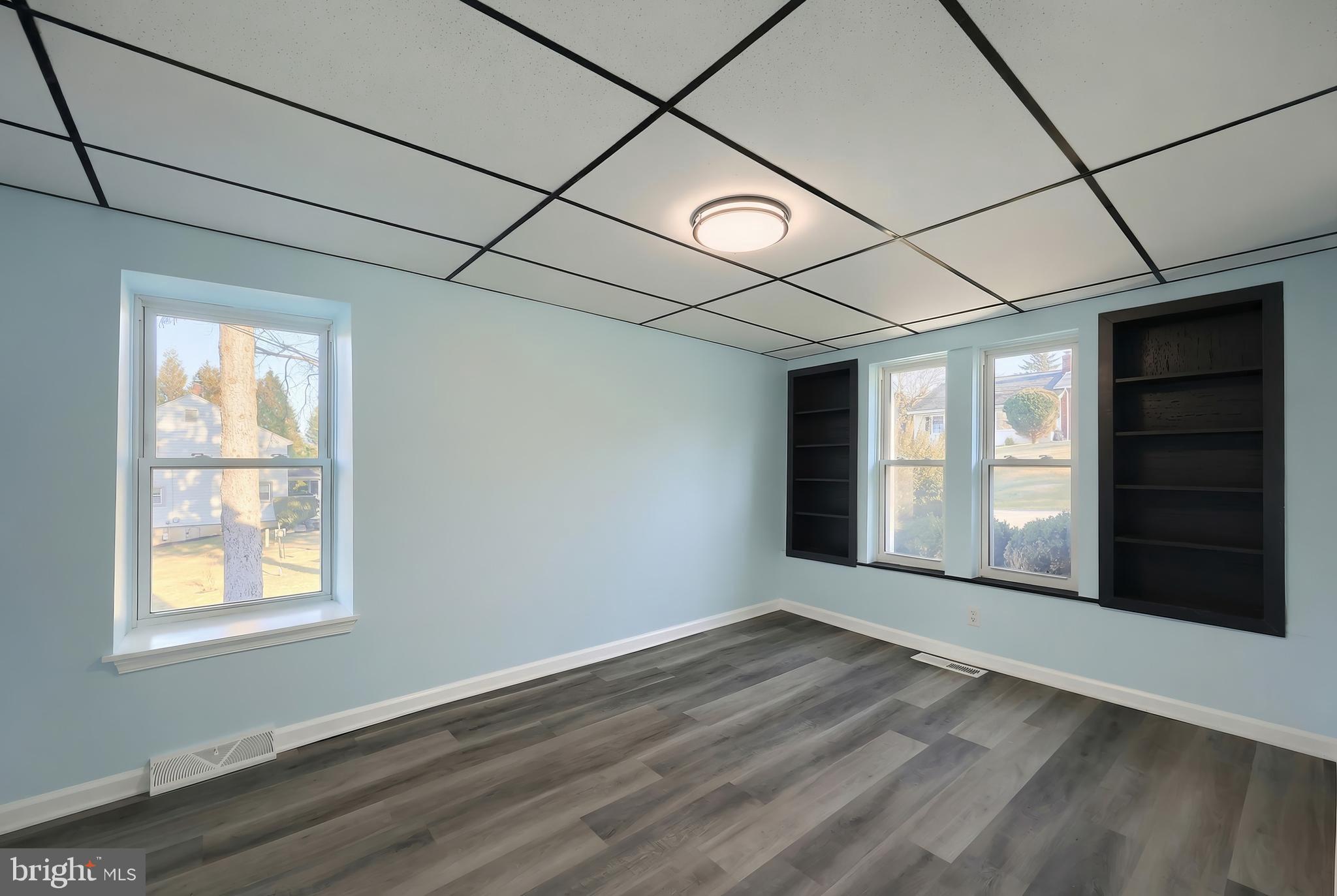 9446 East Springfield Road Seven Valleys, PA 17360 - Photo 28 of 53 Bedroom 2