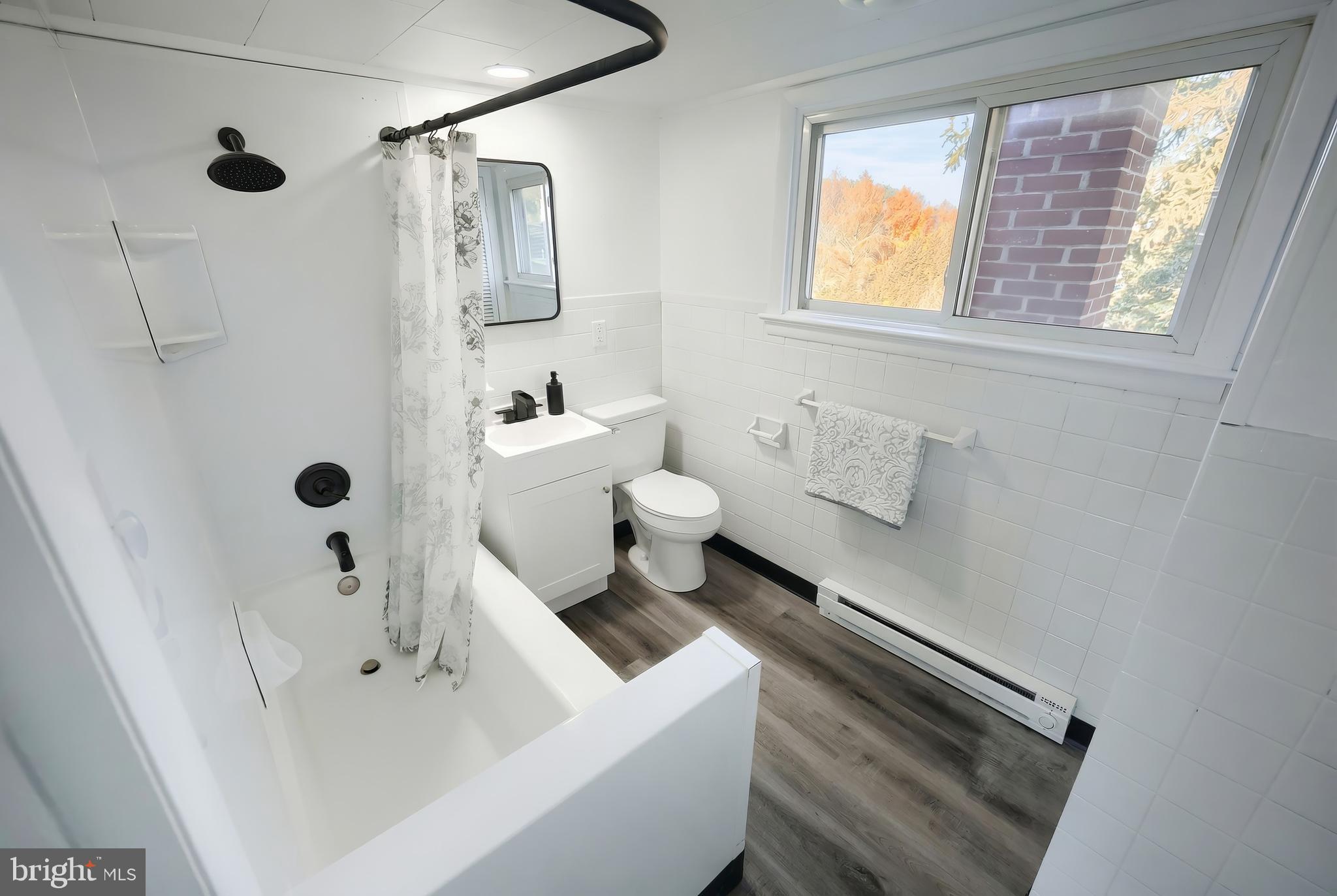 9446 East Springfield Road Seven Valleys, PA 17360 - Photo 36 of 53 Bath