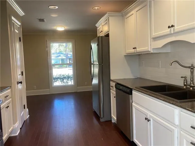 $1,900 | 513 East 3rd Avenue, Covington, LA 70433