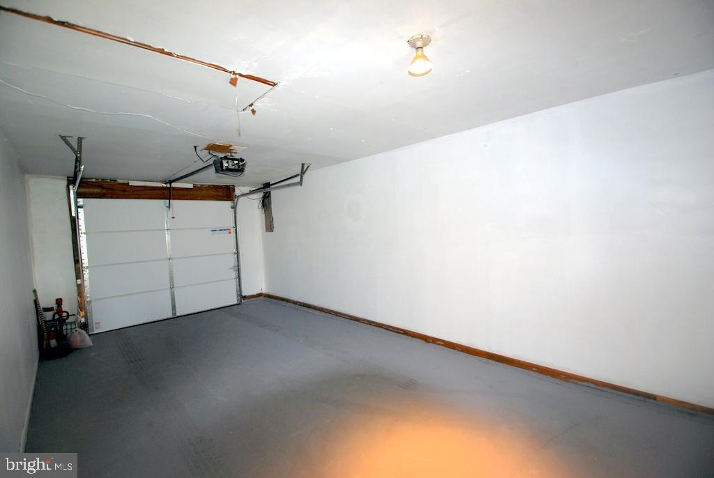 6856 Mill Creek Road Slatington, PA 18080 - Photo 17 of 20 Gallery Image 17