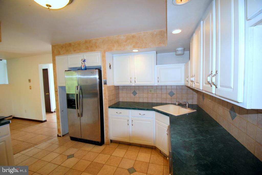 6856 Mill Creek Road Slatington, PA 18080 - Photo 5 of 20 Gallery Image 5