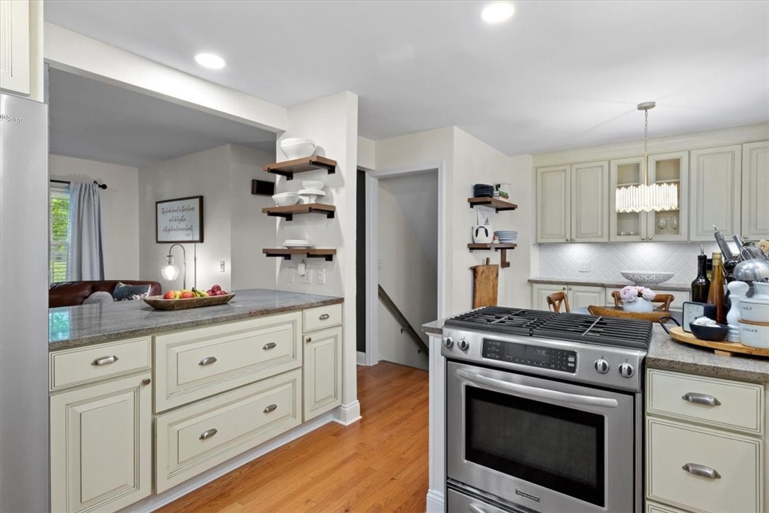 606 Hard Road Webster, NY 14580 - Photo 13 of 45