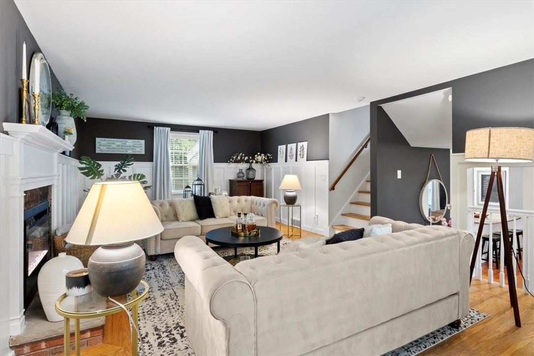 606 Hard Road Webster, NY 14580 - Photo 6 of 45