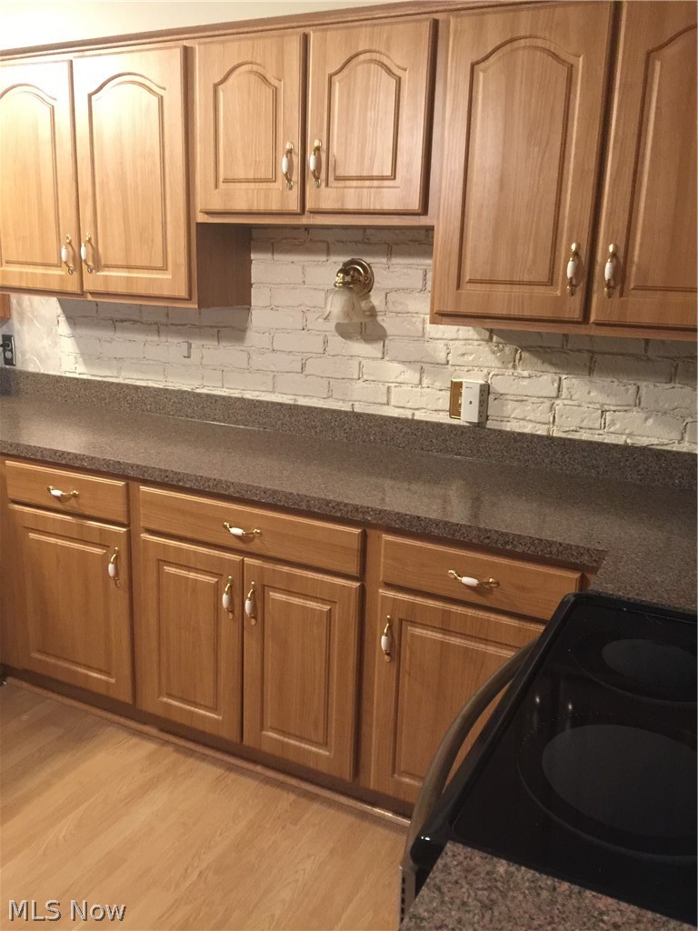 3158 Bancroft Road Akron, OH 44333 - Photo 6 of 26 Gallery Image 6