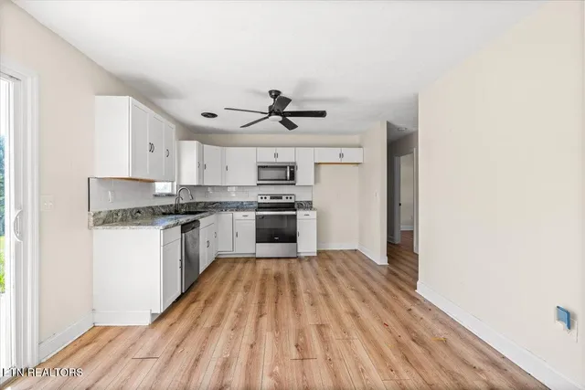 $265,000 | 8075 Highway 63, Speedwell, TN 37870