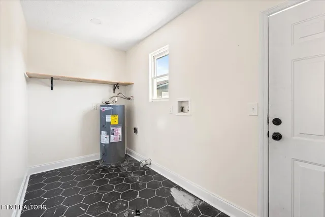 $265,000 | 8075 Highway 63, Speedwell, TN 37870