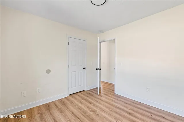 $265,000 | 8075 Highway 63, Speedwell, TN 37870